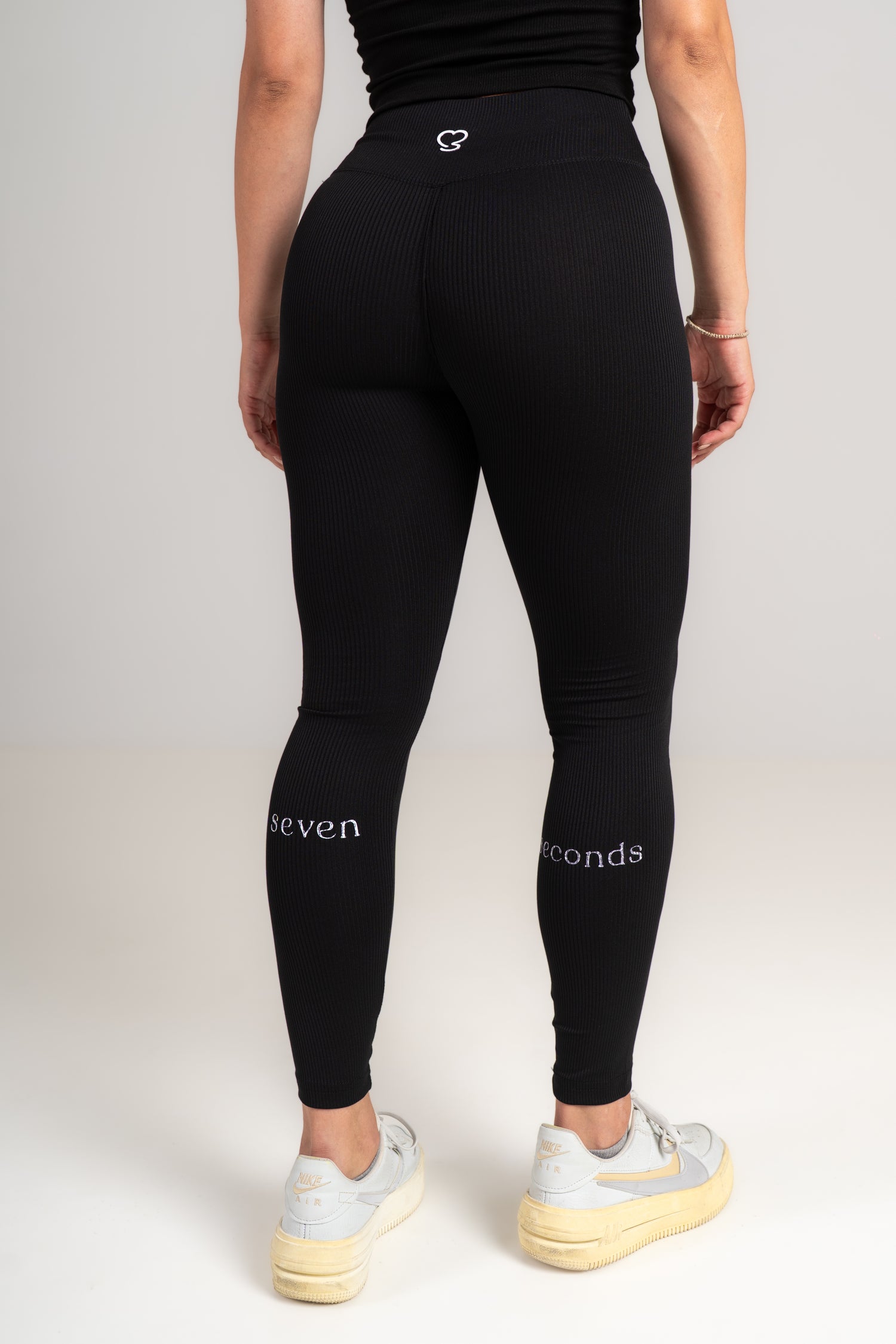 Booty Lift Leggings LIMITED EDITION - High-Waisted Push-Up Effect - beige - Seven Seconds Activewear