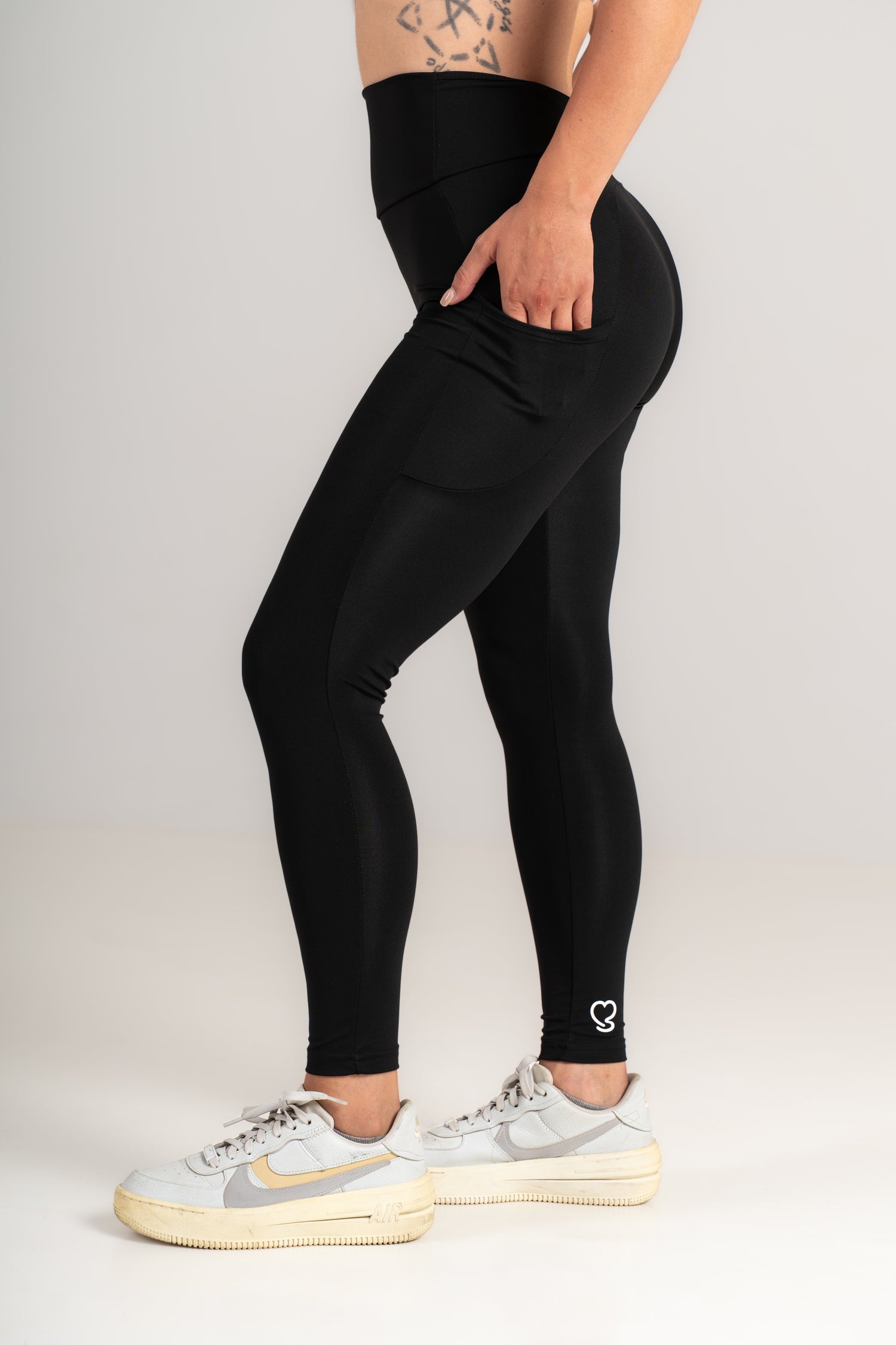 Gym Leggings with Pockets - High-Waisted Squat-Proof Phone Pockets - olive-green - Seven Seconds Activewear